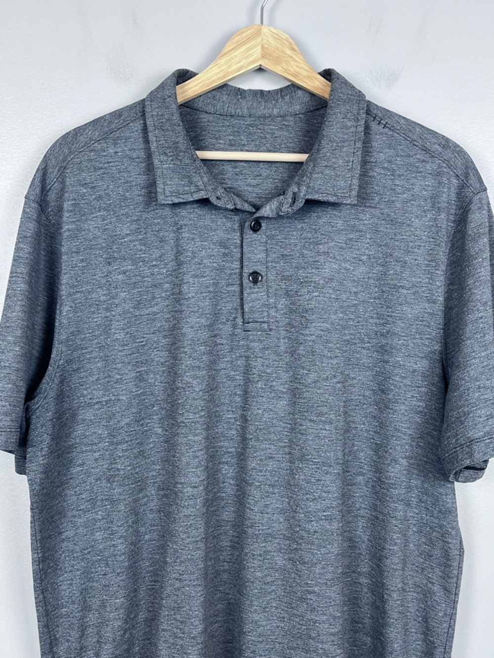 Lululemon Men's Evolution Performance Stretch Heathered Gray Polo Size L; Active - Picture 2 of 10